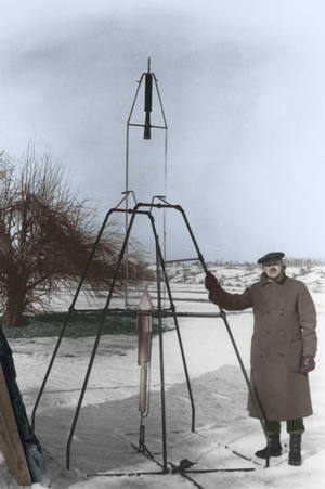 Image credit: <a href= "http://www.nasa.gov/centers/goddard/home/index.html" target="_blank">NASA/Goddard Space Flight Center</a>; <a href= "http://apod.oa.uj.edu.pl/apod/ap010316.html" target="_blank">image source</a>